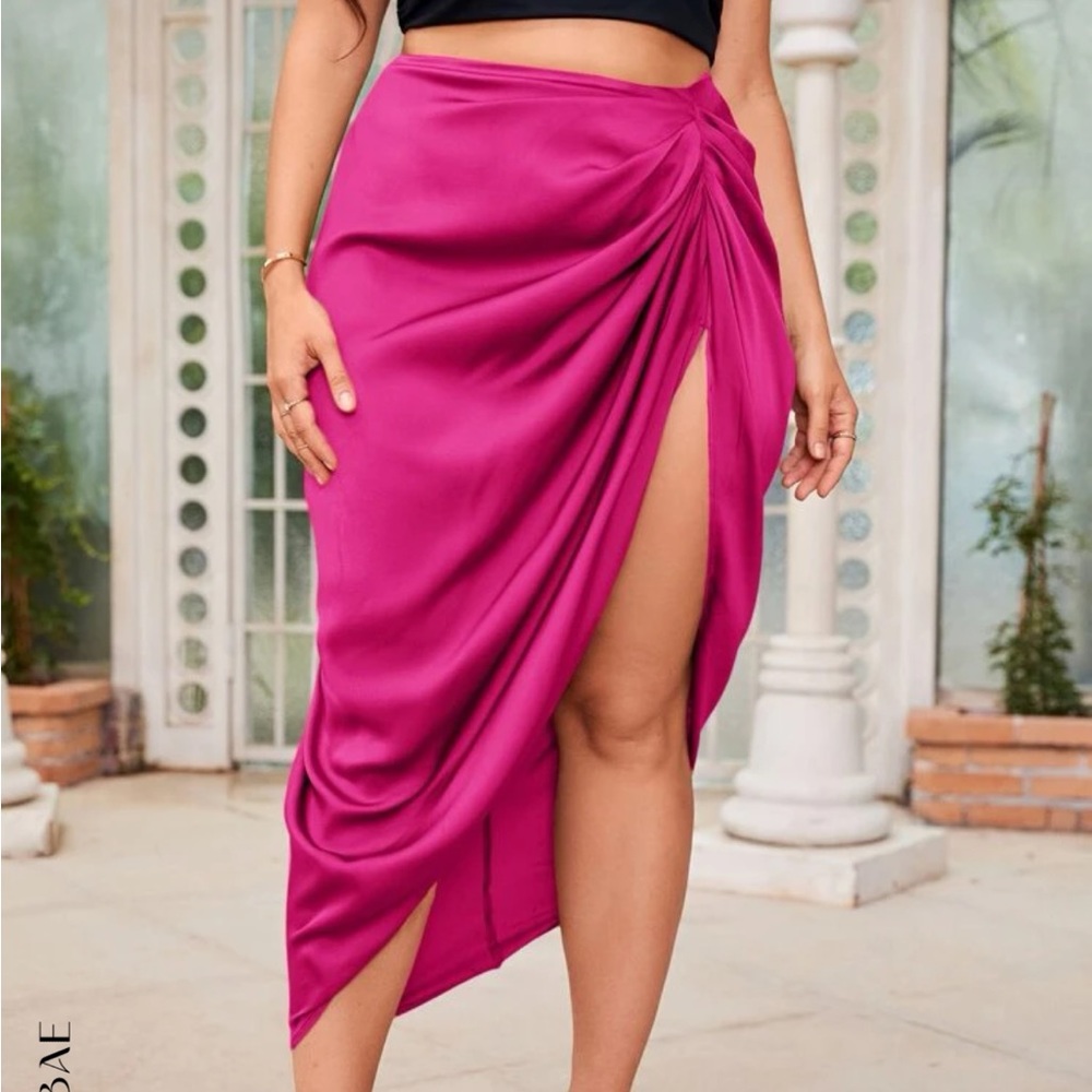 Shein Ruched Split Thigh Satin Skirt